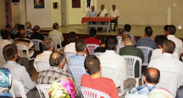 Baskan Kibris Caddesi Esnafi sikayetlerini Dinledi