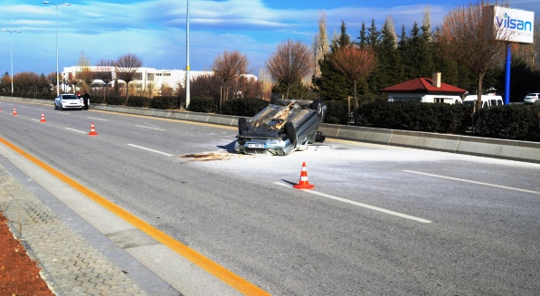 cubuk-ankara-yolu-kaza-8-yarali