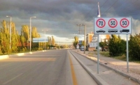 Çubuk Ankara Yolu Sürücülerin Camlarını Kırıyor